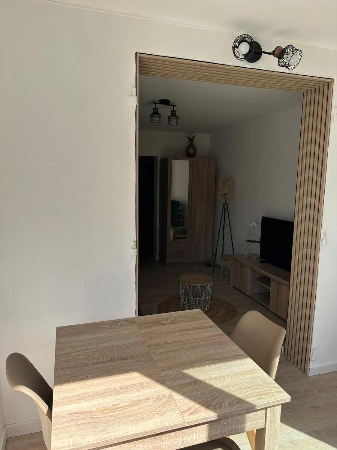 Charmant Studio Neuf 150M Plage Sur Avenue Principale Climatise Et Parking Cavalaire-sur-Mer Exterior photo